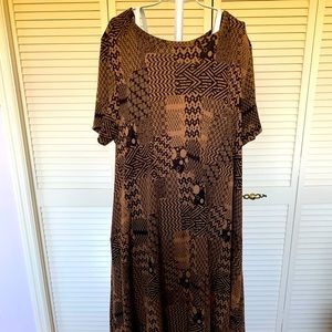 It’s very comfortable asymmetric hem, is perfect for any day